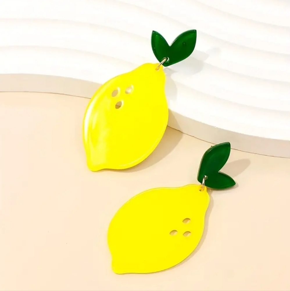 Lemon Acrylic Earrings - Picture 4 of 4